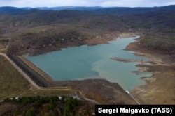 Вид на Щасливське водосховище у Бахчисарайському районі, воно забезпечує водою Ялту, січень 2021 року